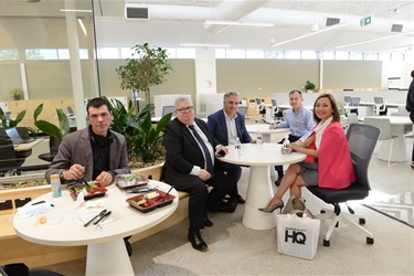 Mayor-Frank-Carbone-Deputy-Mayor-Dai-Lei-and-guests-enjoy-lunch-at-Fairfield-City-HQ-soft-opening.jpg
