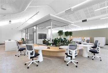Hot-desks-surrounding-private-meeting-room-in-Fairfield-City-HQ.jpg